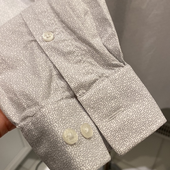 Michael Kors shirt - Picture 6 of 9